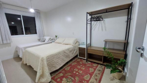 Suíte Cobertura Trindade em Apto compartilhado